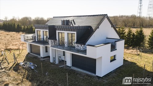 Dom bliźniaczy 146 m² z ogródkiem, blisko Kołobrzegu - polecam! dom Kołobrzeg, Stramnica