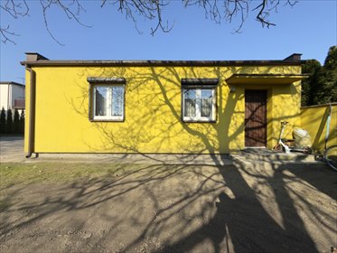 Dom parterowy z garażem, gotowy do odświeżenia! dom Pniewy, Słoneczna