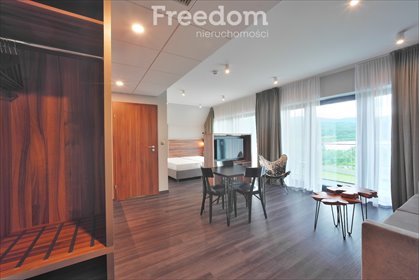 Prestiżowy apartament z widokiem na góry i jezioro, balkon, SPA mieszkanie Sosnówka, Tyrolska