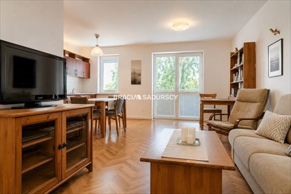 Dwupokojowe mieszkanie z balkonem i widokiem. mieszkanie Kraków, Radzikowskiego