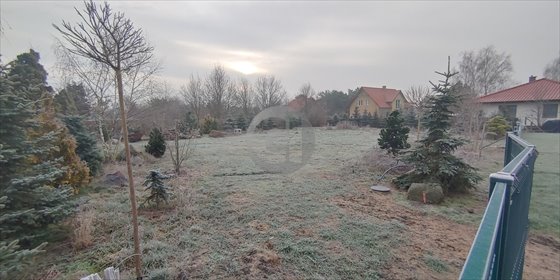Na sprzedaż działka 10 arów z widokiem na jezioro w Karninie działka Karnin