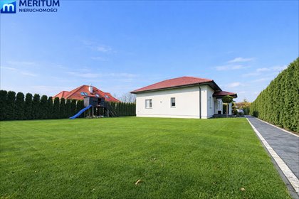 Polecam przestronny dom 160 m² z garażem i poddaszem Rozalin dom Rozalin