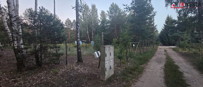 Sprzedam działkę 1511 m² w Powązkach z WZ i mediami działka Powązki