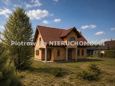 Przestronny dom 153 m² w Stoczkach z dużą działką dom Stoczki