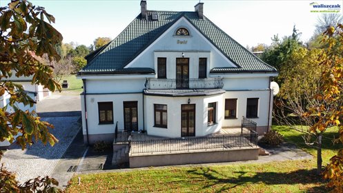 Urokliwy dworek z 1930 r. 300 m2, klasyka i komfort dom Poniatów