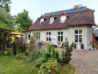 Urokliwa willa "Bogdanówka" z 1910 r., 260 m2, ogrzewanie solarne dom Brwinów