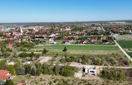 Sprzedam działkę 800 m² z budową domu w Lutyni działka Lutynia, Lutynia