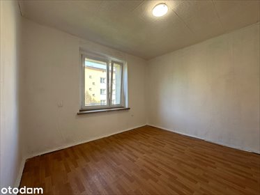 Kawalerka 28,3 m² z oddzielną kuchnią, do remontu. mieszkanie Bytom, Juliana Tuwima