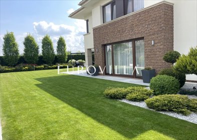 Luksusowy dom premium z ogrodem i salą kinową dom Konstancin-Jeziorna