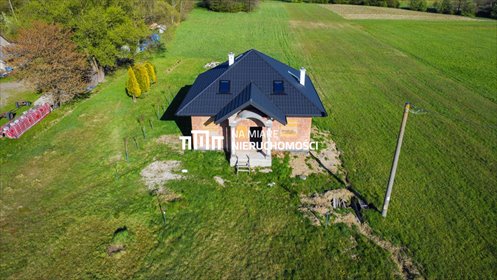Dom wolnostojący z dużym potencjałem aranżacyjnym dom Ocieka