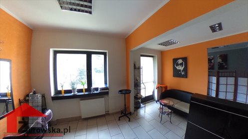 Na wynajem przestronny lokal usługowy 30 m² w centrum Strzelec lokal użytkowy Strzelce Opolskie