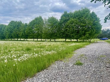 Działka budowlana 1050 m² w zielonej okolicy Mników działka Mników