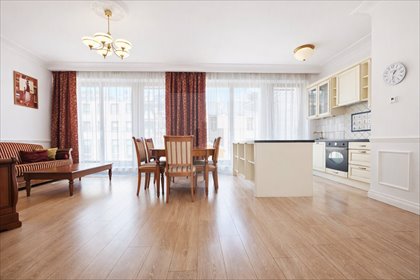 Apartament 79 m² w centrum Warszawy - balkon, klimatyzacja mieszkanie Warszawa, Śródmieście, Piękna