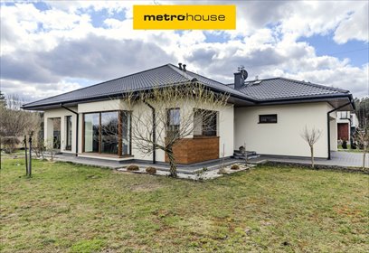 Do sprzedania nowoczesny dom 155 m² z garażem i dużą działką dom Józefów
