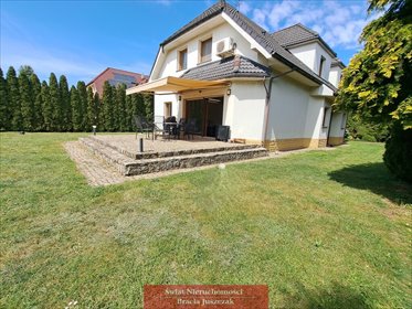 Przestronny dom 270 m2 z sauną i garażem w Bielanach. dom Bielany Wrocławskie