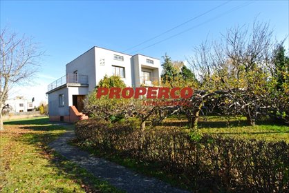 Na sprzedaż działka 1833 m² z domem i ogrodem w Regułach działka Reguły