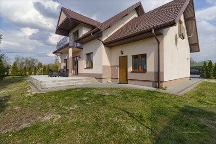 dom na sprzedaż 168m2 dom Karwowo