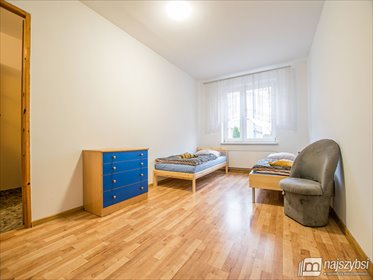 Zapraszam do domu z lokalem usługowym i wynajmowanymi pokojami dom Goleniów, Centrum