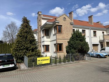 Prestiżowy dom 254 m² na osiedlu w Wawerze - polecam! dom Warszawa, Wawer, Ogórkowa