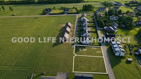 Działka 8,3 ar w Krasnem z mediami i spokojną okolicą działka Krasne