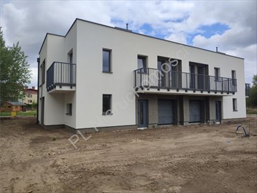 Przestronny dom z 4 sypialniami, garażem i piękną okolicą dom Chrzanów Mały