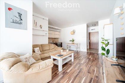 Sprzedam komfortowe 45 m² mieszkanie z garderobą w Starej Iwicznej mieszkanie Stara Iwiczna, Słoneczna