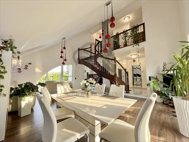 Dom z ogrodem i fotowoltaiką – prywatność i komfort dom Stara Gadka, Zdrojowa