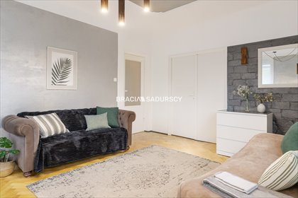 Sprzedam jasne 2-pokojowe mieszkanie 56 m² z loggią w Starym Podgórzu mieszkanie Kraków, Podgórze, Stare Podgórze, Kalwaryjska
