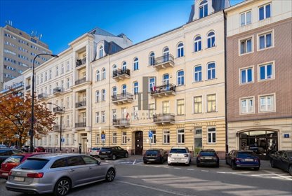 Przestronne 8-pokojowe mieszkanie w kamienicy - prestiżowa lokalizacja mieszkanie Warszawa, Śródmieście, Wiejska