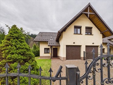 Dom 125 m² z garażem, gotowy do zamieszkania dom Nowotarski, Jagiellońska