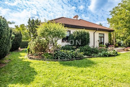 dom na sprzedaż 260m2 dom Łomianki