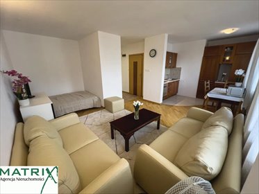 OKAZJA! STUDIO Z WNEKĄ SYPIALNIANĄ-KOMPLEKSOWO WYPOSAZONE-DUŻY BALKON-TUŻ PRZY METRE NATOLIN-POLECAM mieszkanie Warszawa, Ursynów, Natolin, Al.KEN