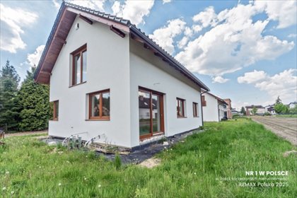 Nowoczesny dom 145 m² z dużymi przeszkleniami i zielonym widokiem dom Nowe Bojszowy, Cichy Kącik