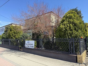 Wyjątkowy dom z potencjałem, 154 m², garaż, ogród dom Rumia, Stara Rumia, Różana