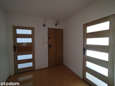 Na sprzedaż odświeżone 3-pokojowe mieszkanie 59,7 m² z balkonem w Kamiennej Górze mieszkanie Kamienna Góra, Tkaczy Śląskich