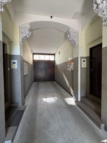 Przestronne 3-pokojowe mieszkanie z potencjałem i zamkniętym podwórkiem mieszkanie Bytom, Katowicka
