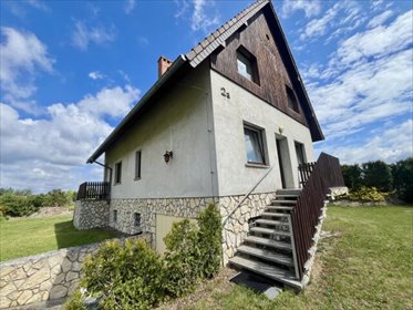 Dom z dużym potencjałem i piękną okolicą nad jeziorami dom Szczedrzyk, Niwecka