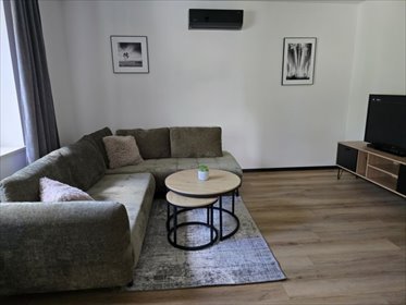 Przestronny dom biurowo-mieszkalny, 100 m2, ogród, klimatyzacja dom Prażmów, Prażmów, Główna