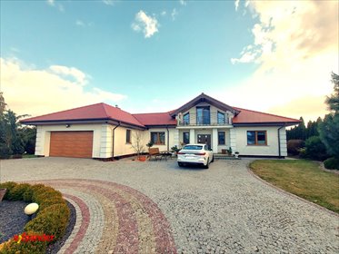 Nowoczesny dom 246 m² z dużą działką i garażem dom Dziennice