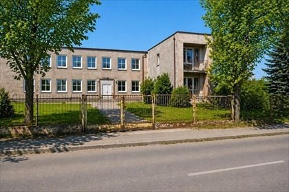 Inwestycyjny obiekt z dużym potencjałem - 700 m² zapraszam dom Przystajń, Szkolna