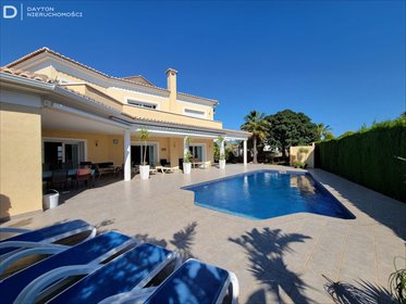 Sprzedam dom 322 m² w Calpe z nowoczesnym wykończeniem dom Calpe