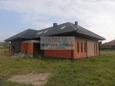 Polecam przestronny dom 282 m² z tarasem i dużą działką dom Bronisławów