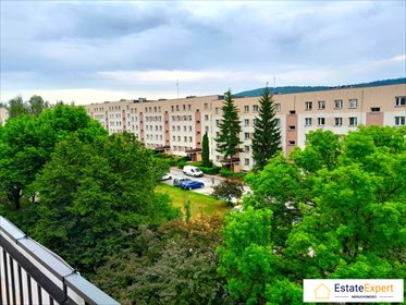 3-pokojowe mieszkanie do remontu - niski czynsz i parking mieszkanie Kielce, Barwinek, Osiedle Barwinek