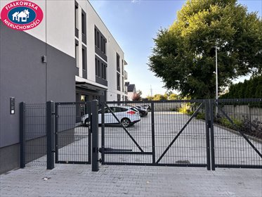 Sprzedam mieszkanie 48 m² z balkonem i miejscem parkingowym mieszkanie Żyrardów