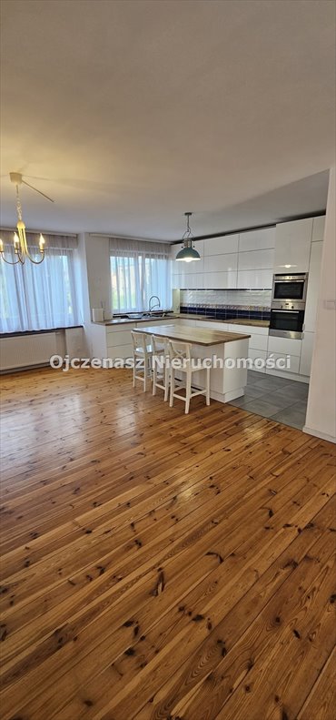 Zapraszam do wynajęcia komfortowego domu 200 m² z kominkiem w Bydgoszczy dom Bydgoszcz, Miedzyń