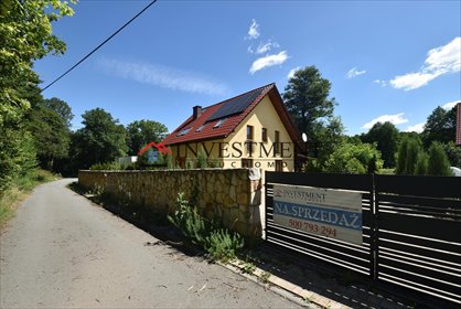 Na sprzedaż nowoczesny dom 230 m² z solarami i ogrzewaniem podłogowym dom Nędza, Wąska