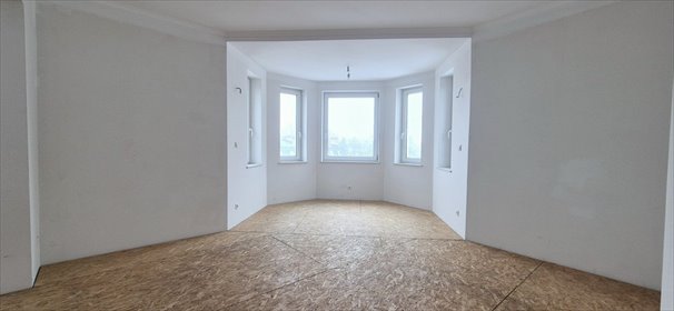 Przestronne 113 m² po remoncie z balkonem i piwnicą mieszkanie Prudnicki