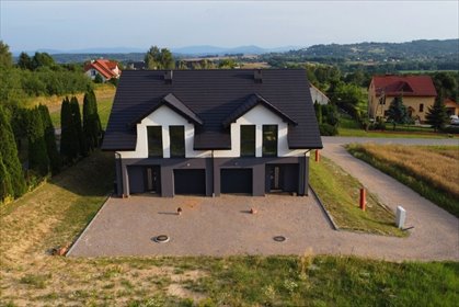 Do sprzedania energooszczędny dom bliźniaczy 175 m² z garażem dom Bodzanów