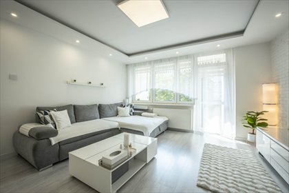 Przestronne 105 m² z 2 księgami i 5 pokoi. mieszkanie Łódź, Łódź-Widzew, Beli Bartoka