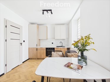 Sprzedam funkcjonalne 3-pokojowe mieszkanie 49,5 m² w Niemodlinie mieszkanie Niemodlin